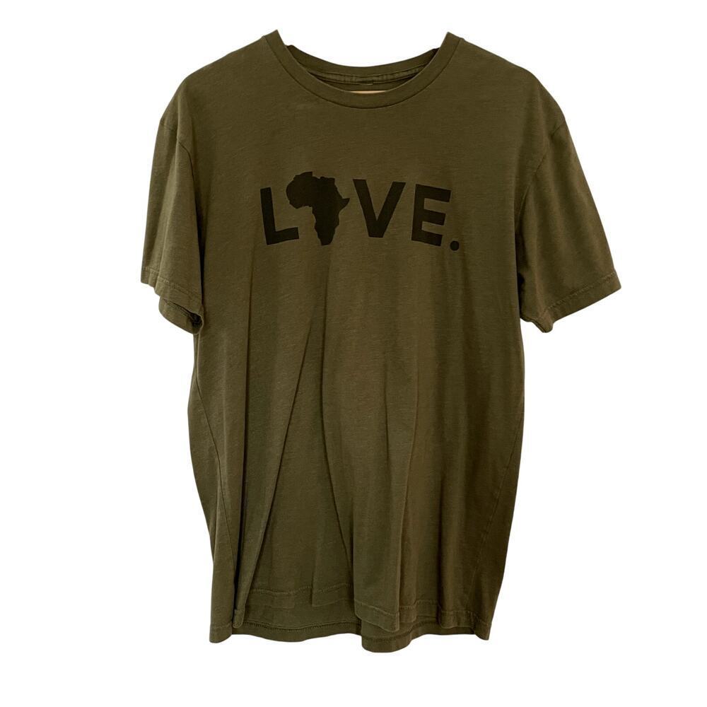 Love Africa army green short sleeved t-shirt love him love them men's size M top